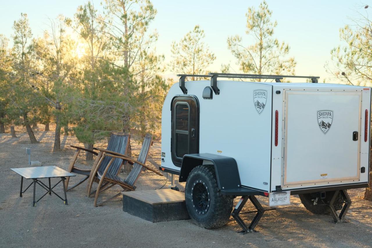 אמרגוסה וואלי Tarantula Ranch Campground & Vineyard Near Death Valley National Park מראה חיצוני תמונה